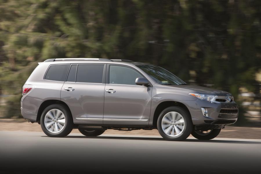  Toyota Highlander Hybrid 2011 года  (фото 30 из 34)